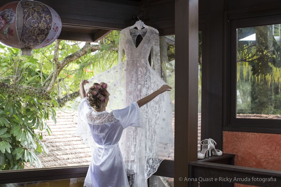 anna quast ricky arruda estaleiro guest house jr mendes ana julia figueiredo lourdinha noyama destination wedding camboriu video soul cozinha ninha flor thai pasin-03771697