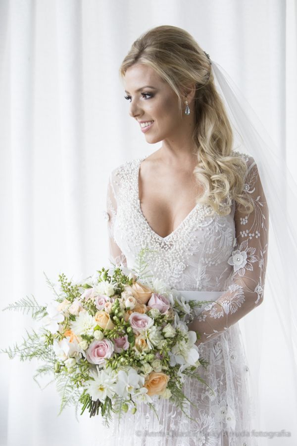 anna quast ricky arruda estaleiro guest house jr mendes ana julia figueiredo lourdinha noyama destination wedding camboriu video soul cozinha ninha flor thai pasin-03772339