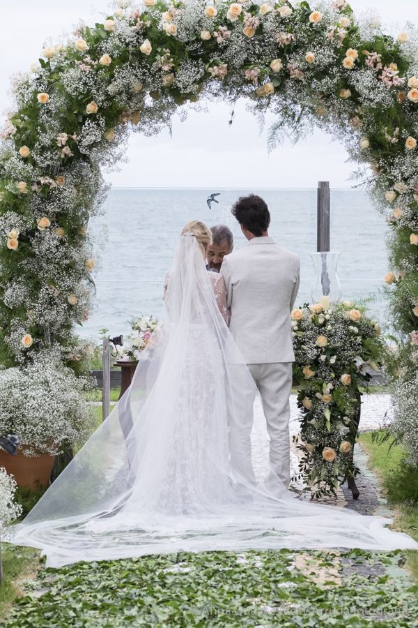 anna quast ricky arruda estaleiro guest house jr mendes ana julia figueiredo lourdinha noyama destination wedding camboriu video soul cozinha ninha flor thai pasin-03772857