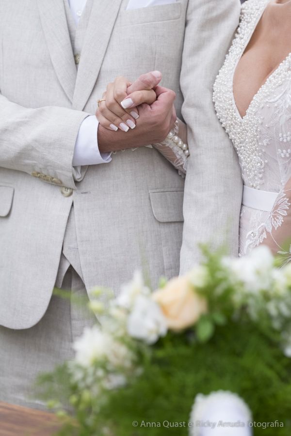 anna quast ricky arruda estaleiro guest house jr mendes ana julia figueiredo lourdinha noyama destination wedding camboriu video soul cozinha ninha flor thai pasin-03772968