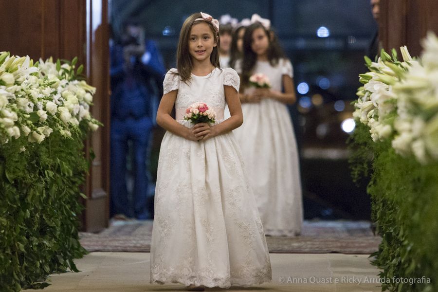 anna-quast-ricky-arruda-buffet-franca-nossa-senhora-do-brasil-vicente-piserni-rubens-decoracoes-sylvia-queiroz-pronovias-tat-make-carol-melo-scards-03831382