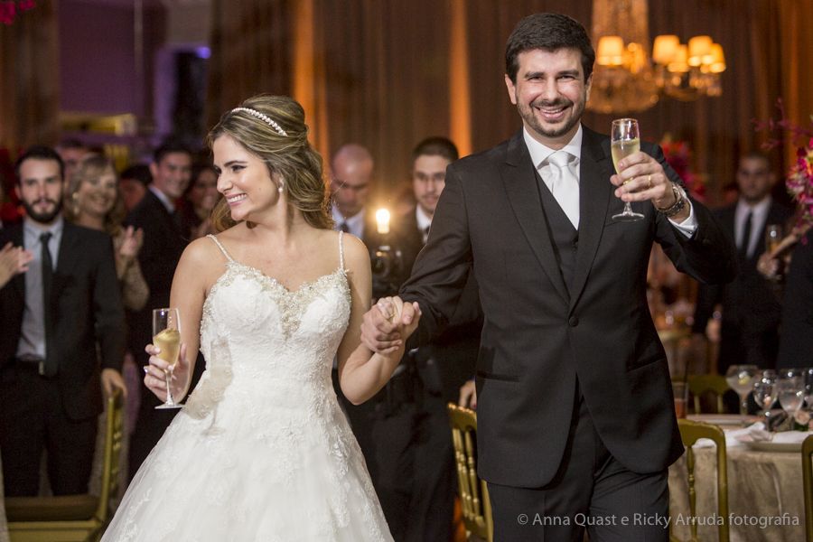 anna-quast-ricky-arruda-buffet-franca-nossa-senhora-do-brasil-vicente-piserni-rubens-decoracoes-sylvia-queiroz-pronovias-tat-make-carol-melo-scards-03833074