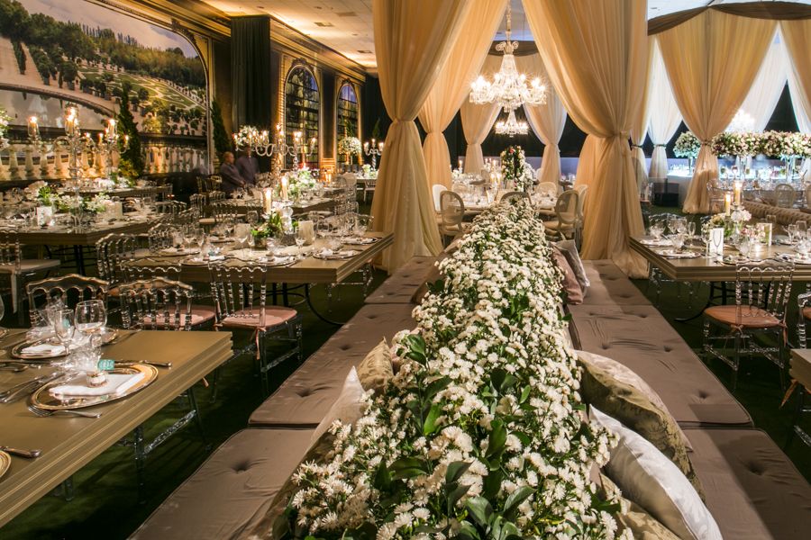 anna-quast-ricky-arruda-sandro-barros-camargo-alfaiataria-1-18-project-luxo-videos-de-cinema-salve-santo-antonio-wendel-cunha-the-king-cake-03690160