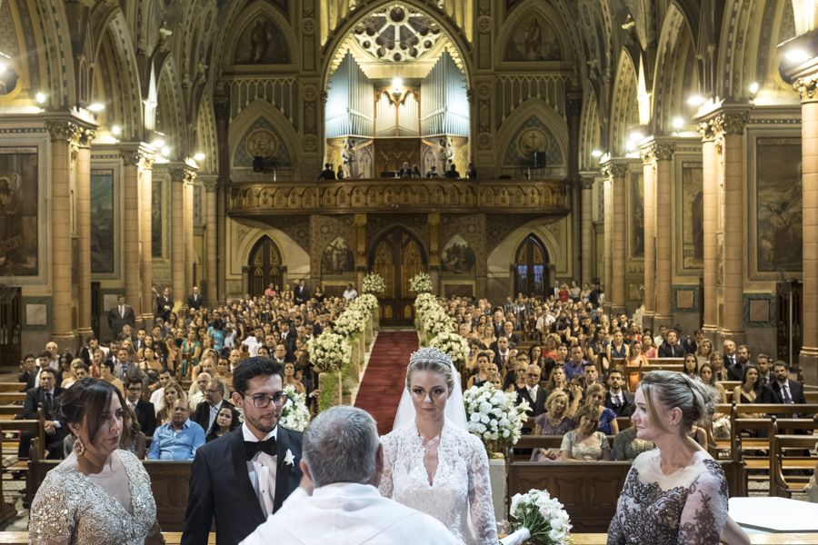 anna-quast-ricky-arruda-sandro-barros-camargo-alfaiataria-1-18-project-luxo-videos-de-cinema-salve-santo-antonio-wendel-cunha-the-king-cake-03691314