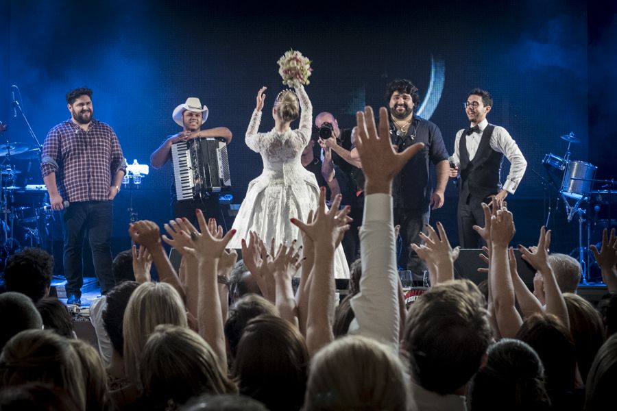 anna-quast-ricky-arruda-sandro-barros-camargo-alfaiataria-1-18-project-luxo-videos-de-cinema-salve-santo-antonio-wendel-cunha-the-king-cake-03694315